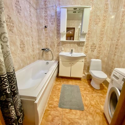 Alquiler de un amplio apartamento de 2 habitaciones, 72 m², Telecentru, Chisináu, Moldavia